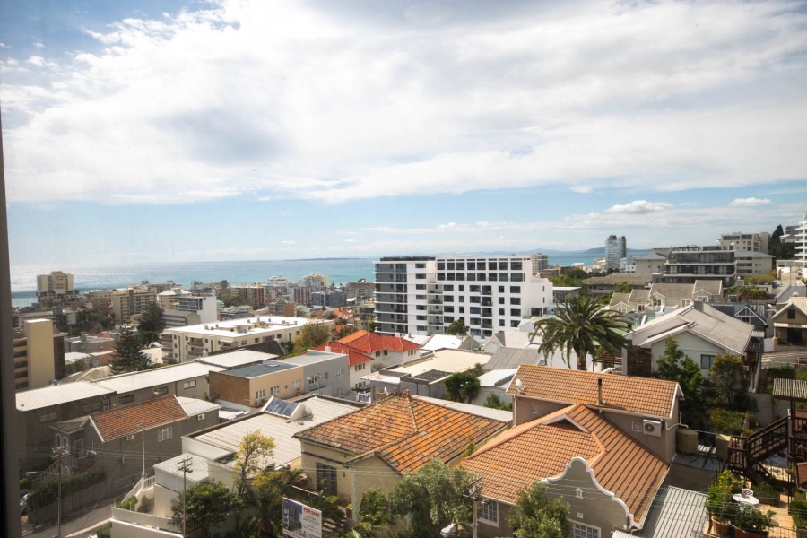 To Let 1 Bedroom Property for Rent in Sea Point Western Cape